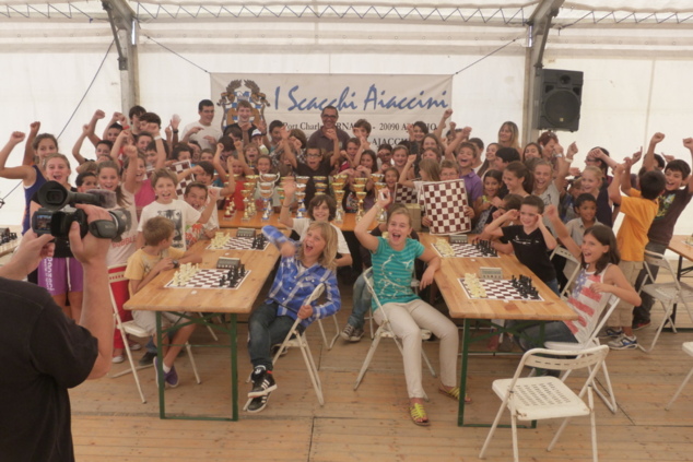 GHJUSTRA LINGUI MONDI : A FESTA DI I SCACCHI E DI A LINGUA CORSA GHJUSTRA LINGUI MONDI : A FESTA DI I SCACCHI E DI A LINGUA CORSA