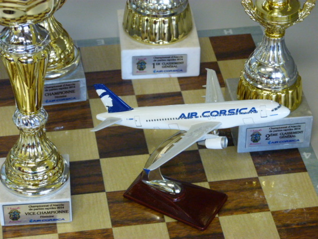 Guillaume Gerandi remporte le tournoi AIR CORSICA et obtient le titre de champion de blitz  d'Aiacciu