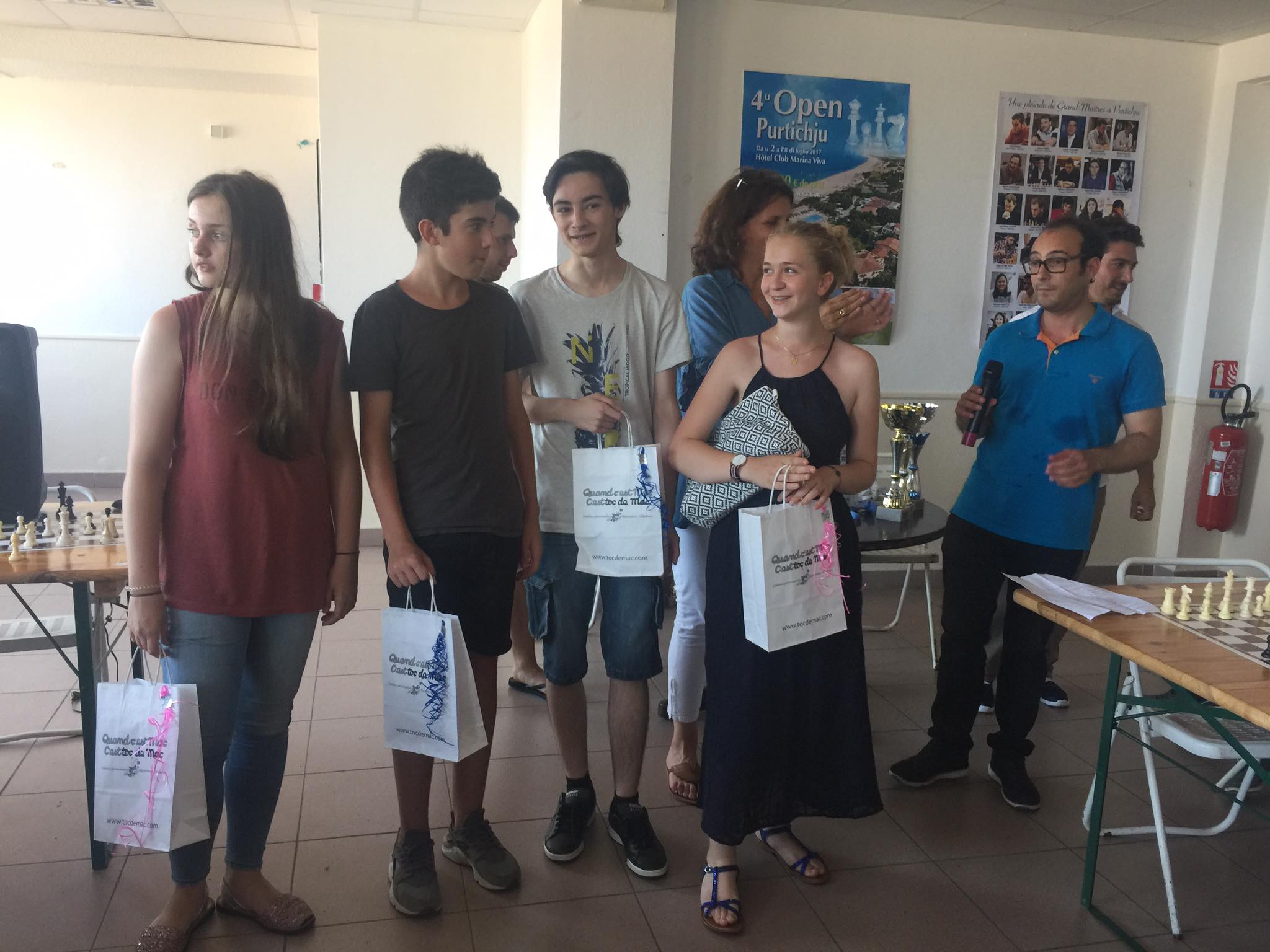 L'équipe du Collège St Paul, championne de France UNSS a été honorée.